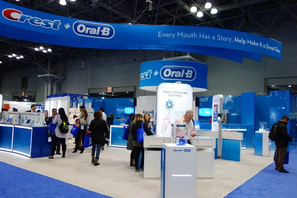 Oral B