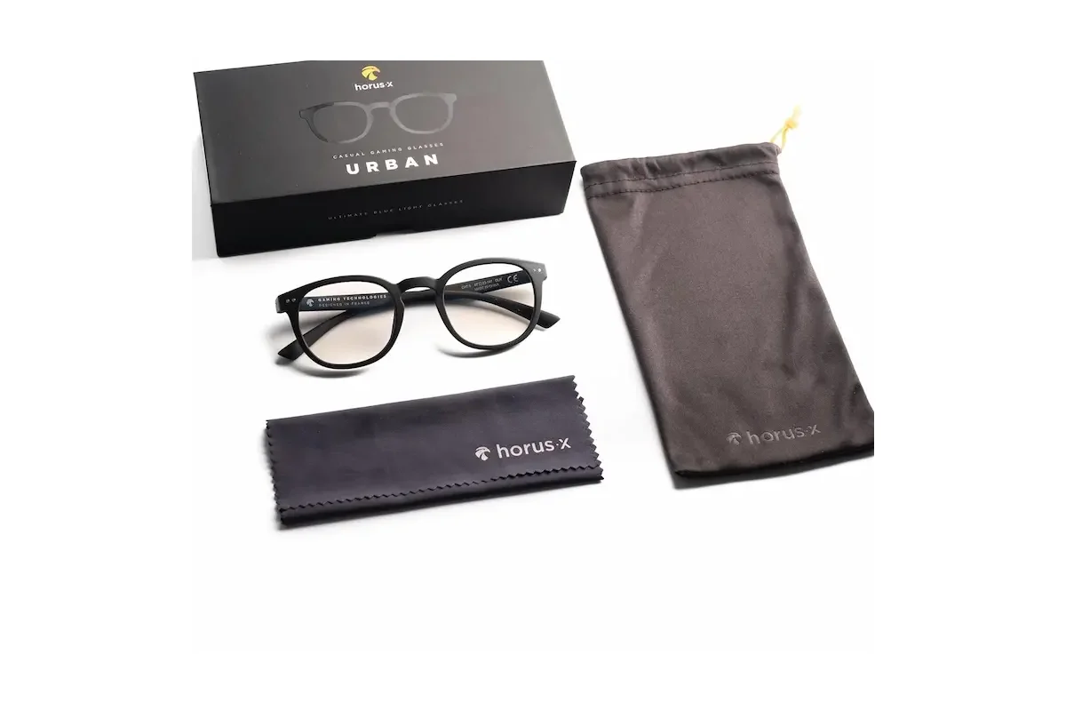 Gafas Horus X Urban Casual con su caja, la funda y la gamuza